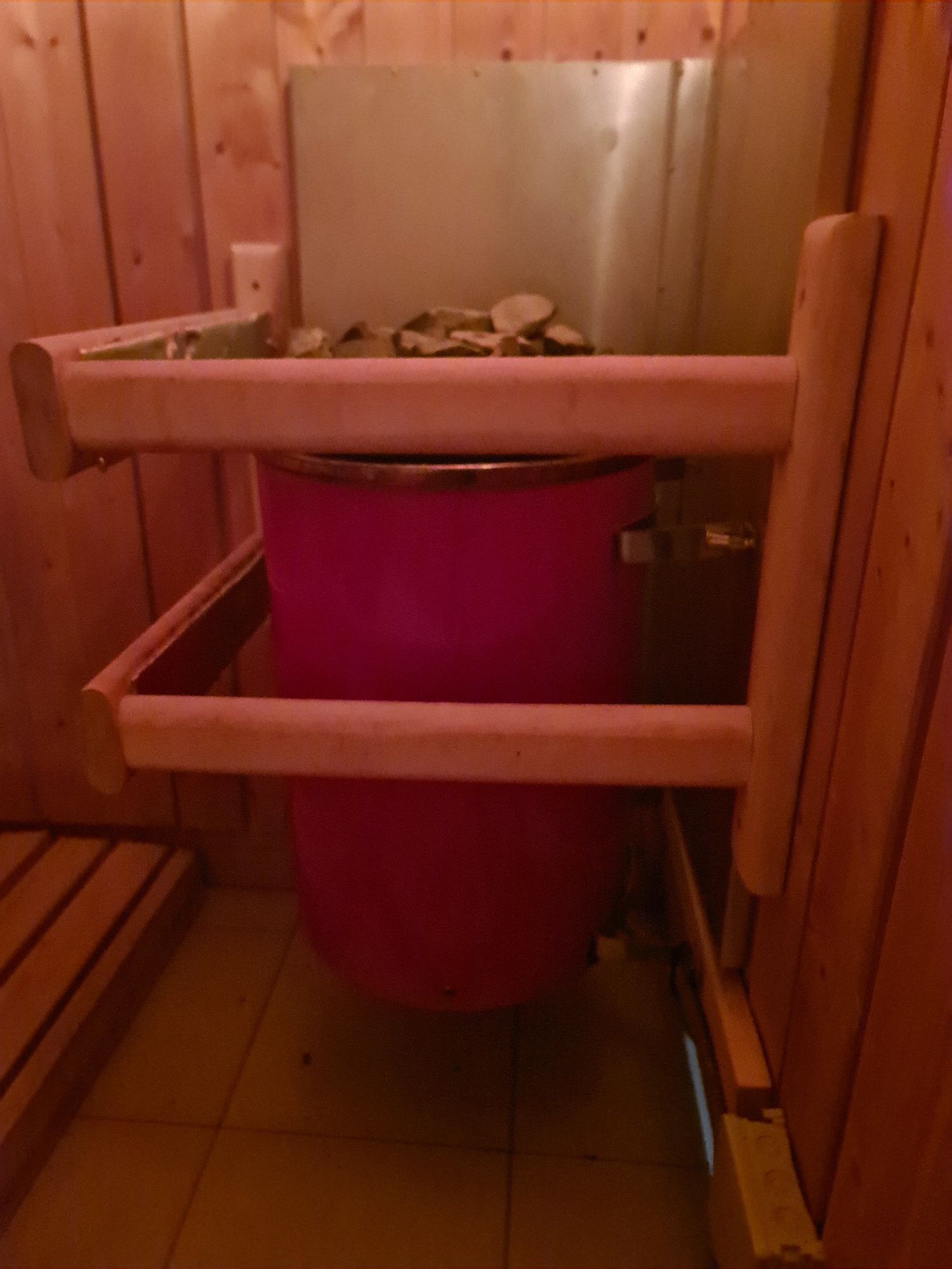 Sauna sucha fińska + sauna infrared 2 sztuki z kabiną prysznicową