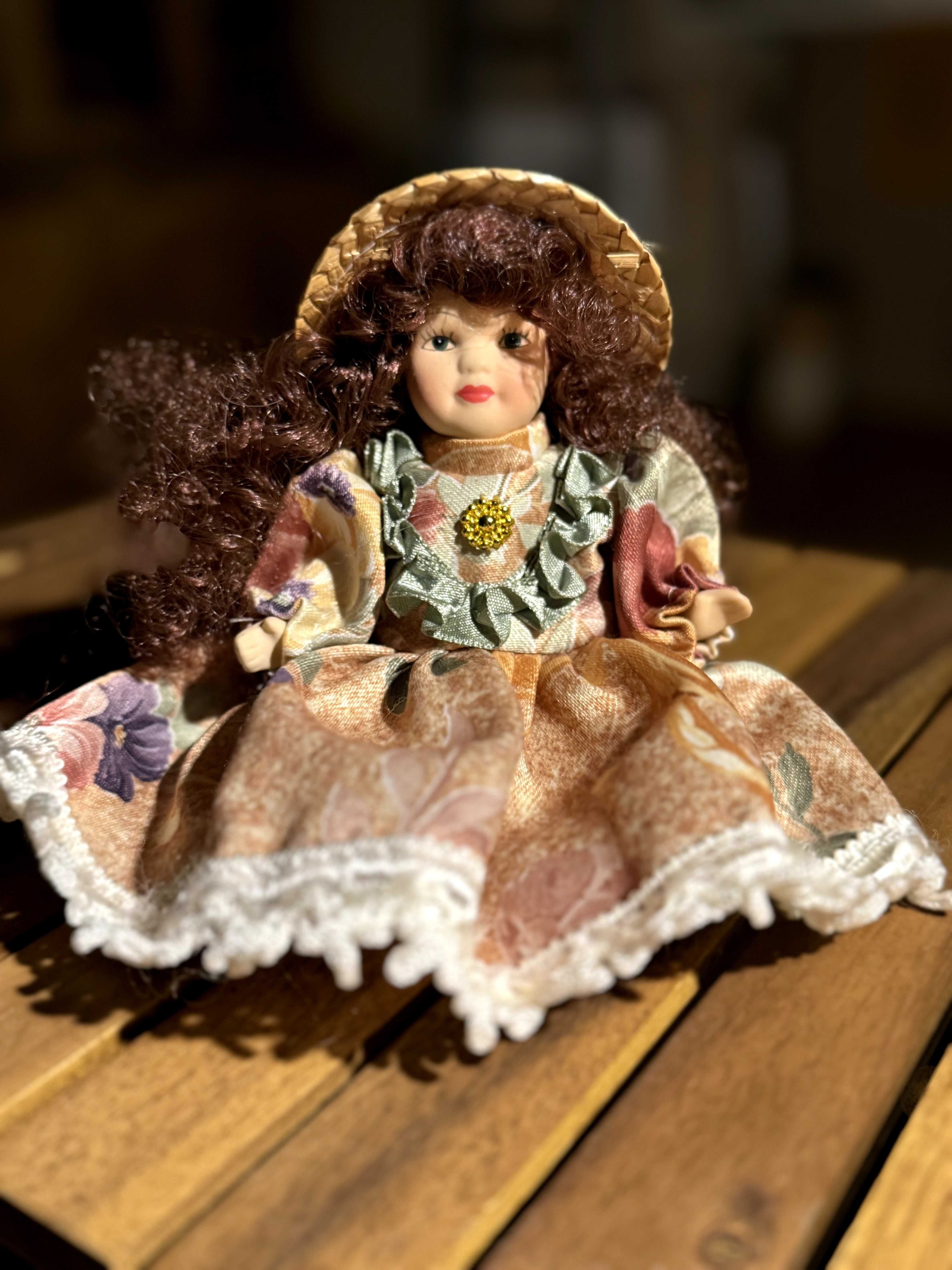 Порцелянові колекційні ляльки