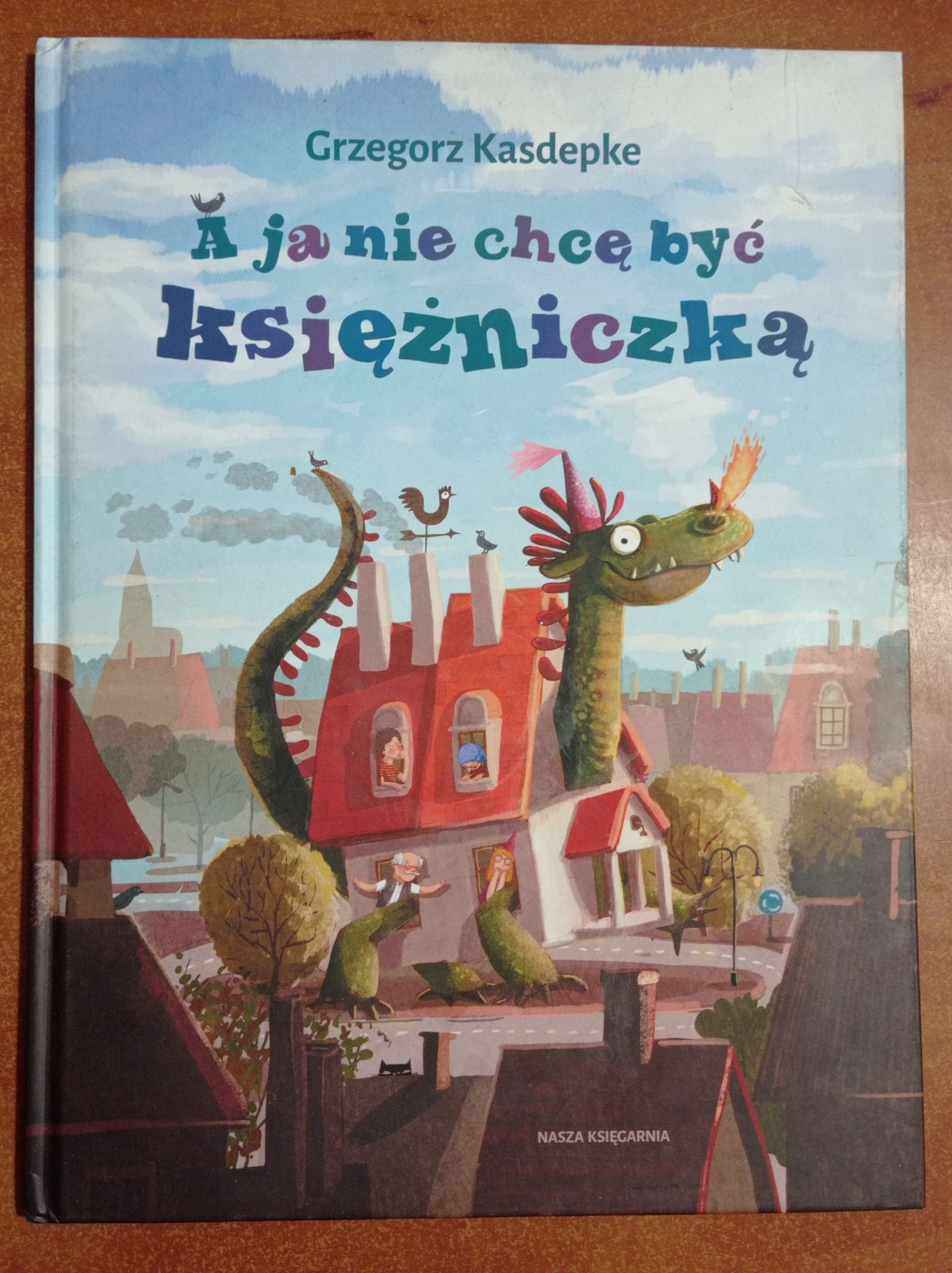 4 książki Jak to działa Zwierzęta Pszczoły Daj gryza