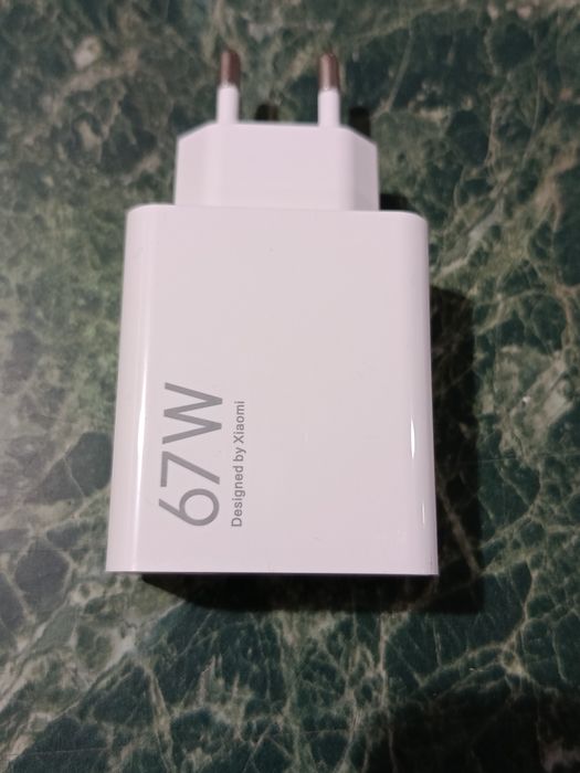 Турбо - зарядка Xiaomi для смартфона 67 W