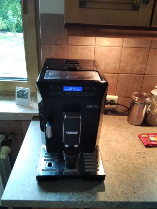 Sprzedam ekspres ciśnieniowy DeLonghi eletta cappuccino