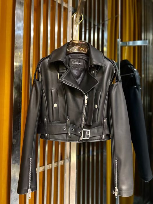 Куртка натуральная кожа Balenc*ga