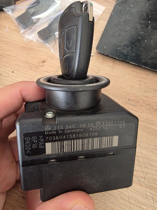 Замок з ключем Keyless Go Mercedes W220