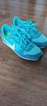 Turkusowe Adidasy Nike 39