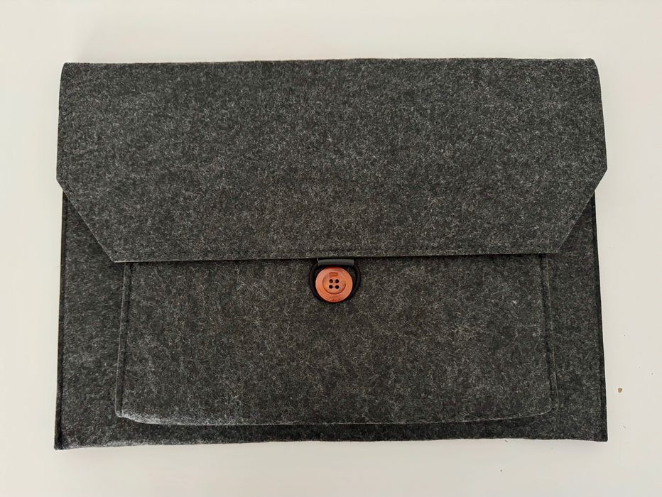 Filcowe etui na laptopa lub tablet 15-16' - NOWE - MacBook