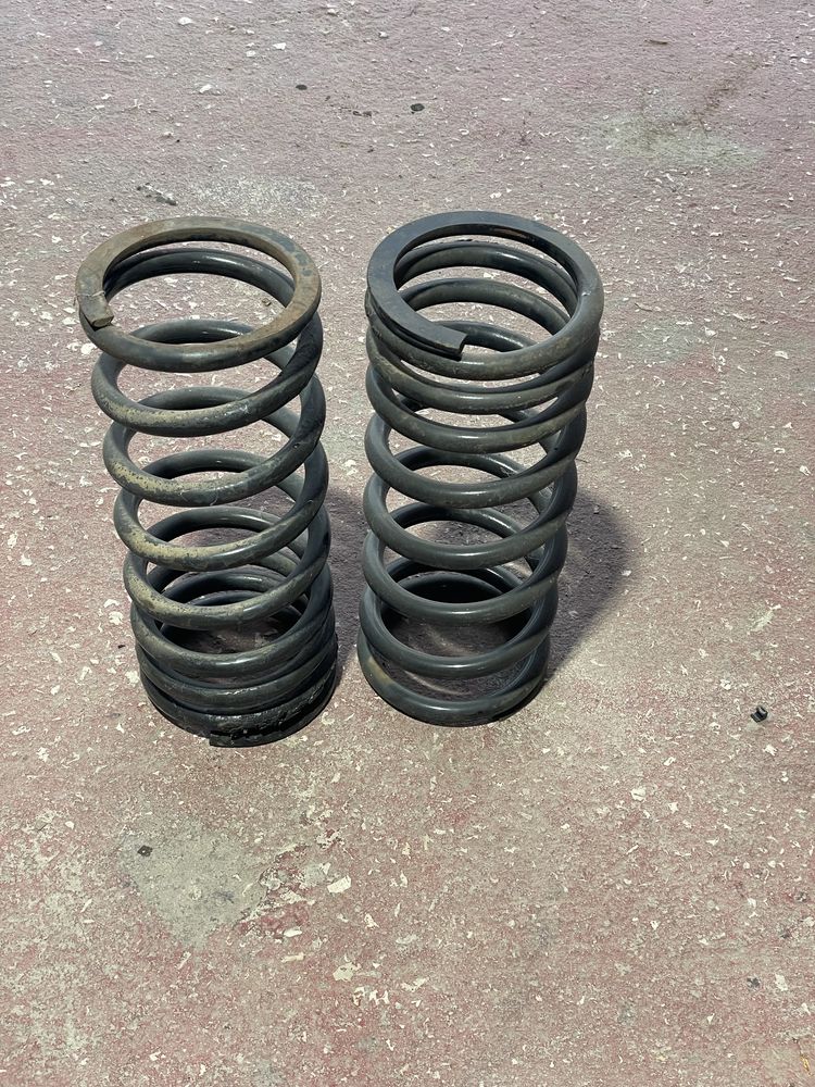 Molas traseiras Land Rover Defender 110 HCPU
