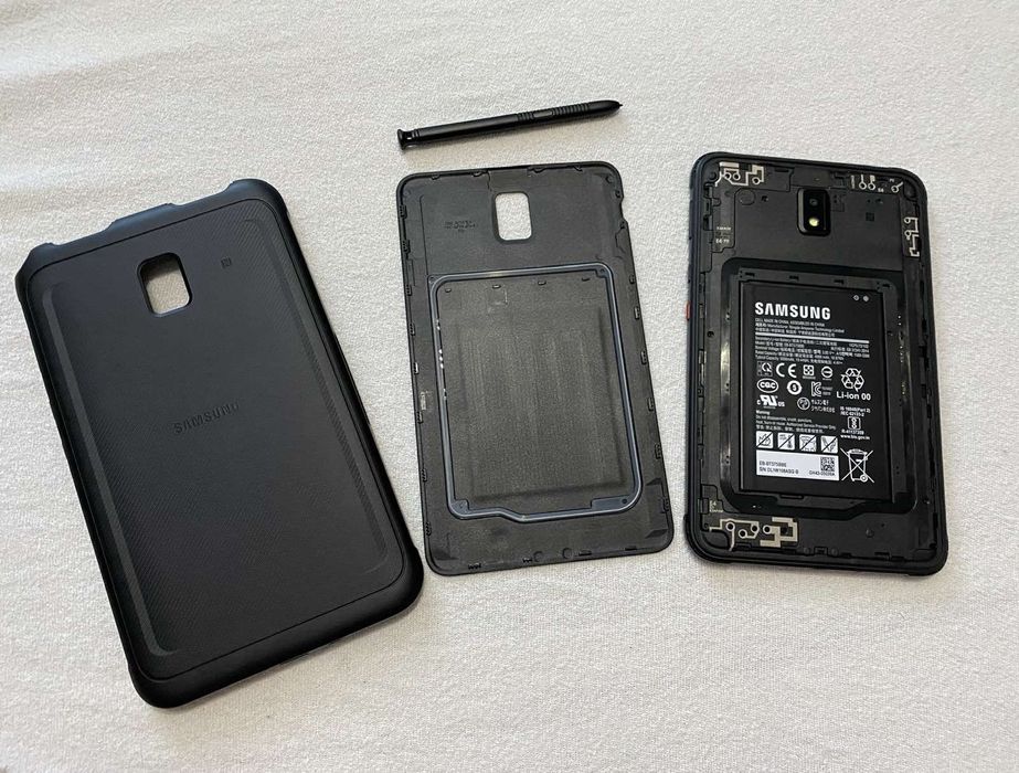 Противоударный LTE Планшет-Телефон Samsung Active 3 SM-Т575 4/64Gb