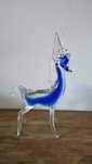 Estátua cavalo em cristal transparente e azul