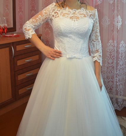 Весільна сукня )