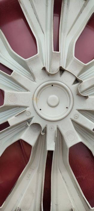 Продам ковпак R18 оригінал Фольксваген