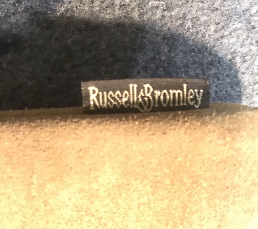 замшева Russell Bromley світло горчишного кольору сумка,
