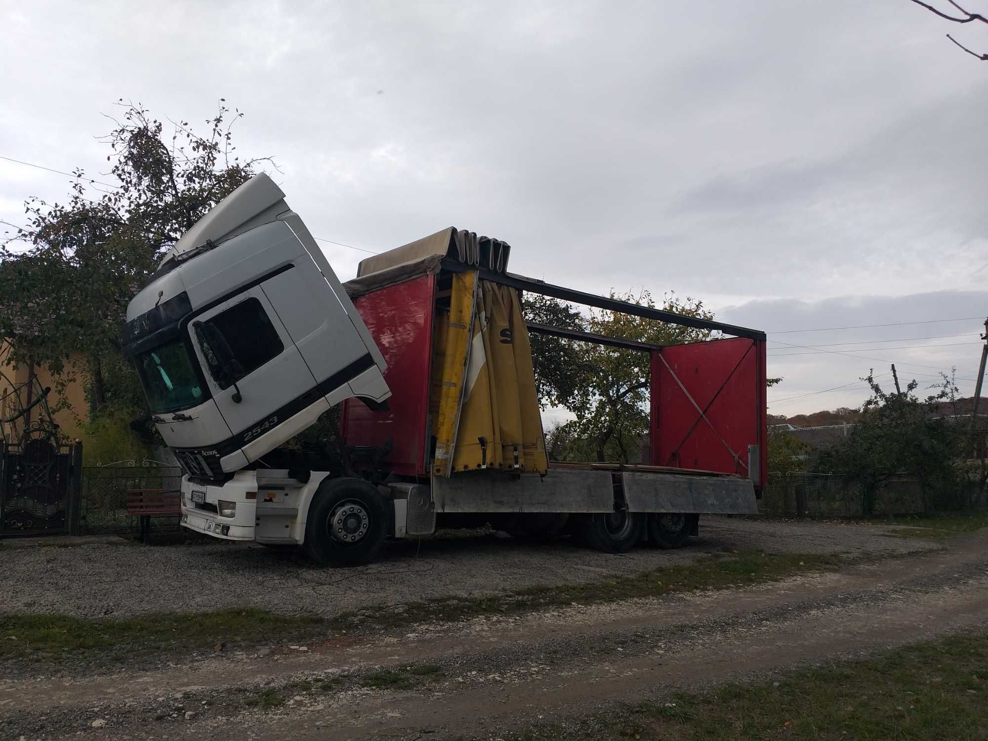 Mercedes-Benz Actros 2543, тент-штора, 15т, з лінивцем