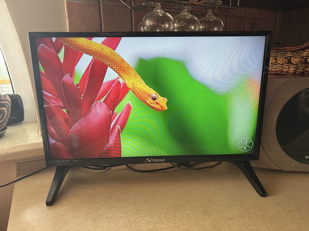 Led-телевізор Strong 24HZ4003N T2