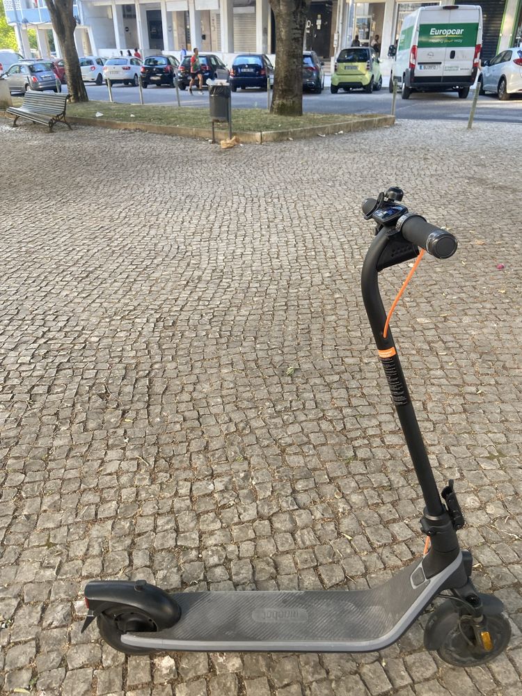 Trotinete Segway ninebot E2 plus