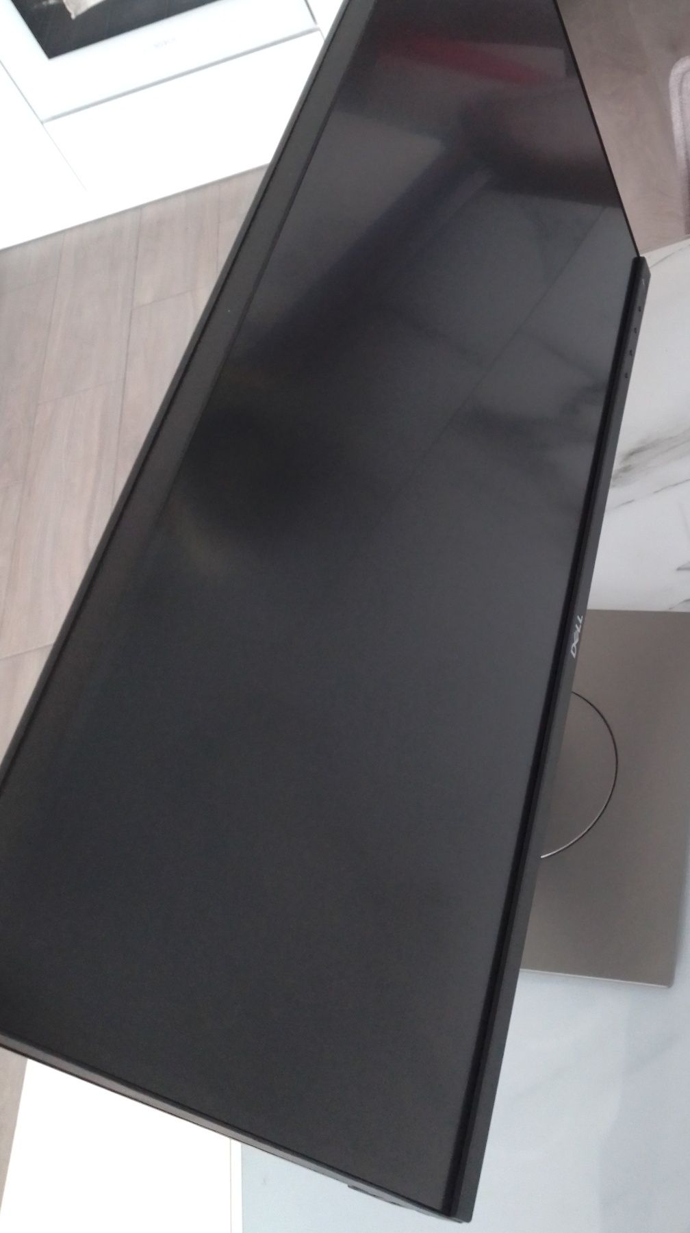 Монитор DELL P2418D