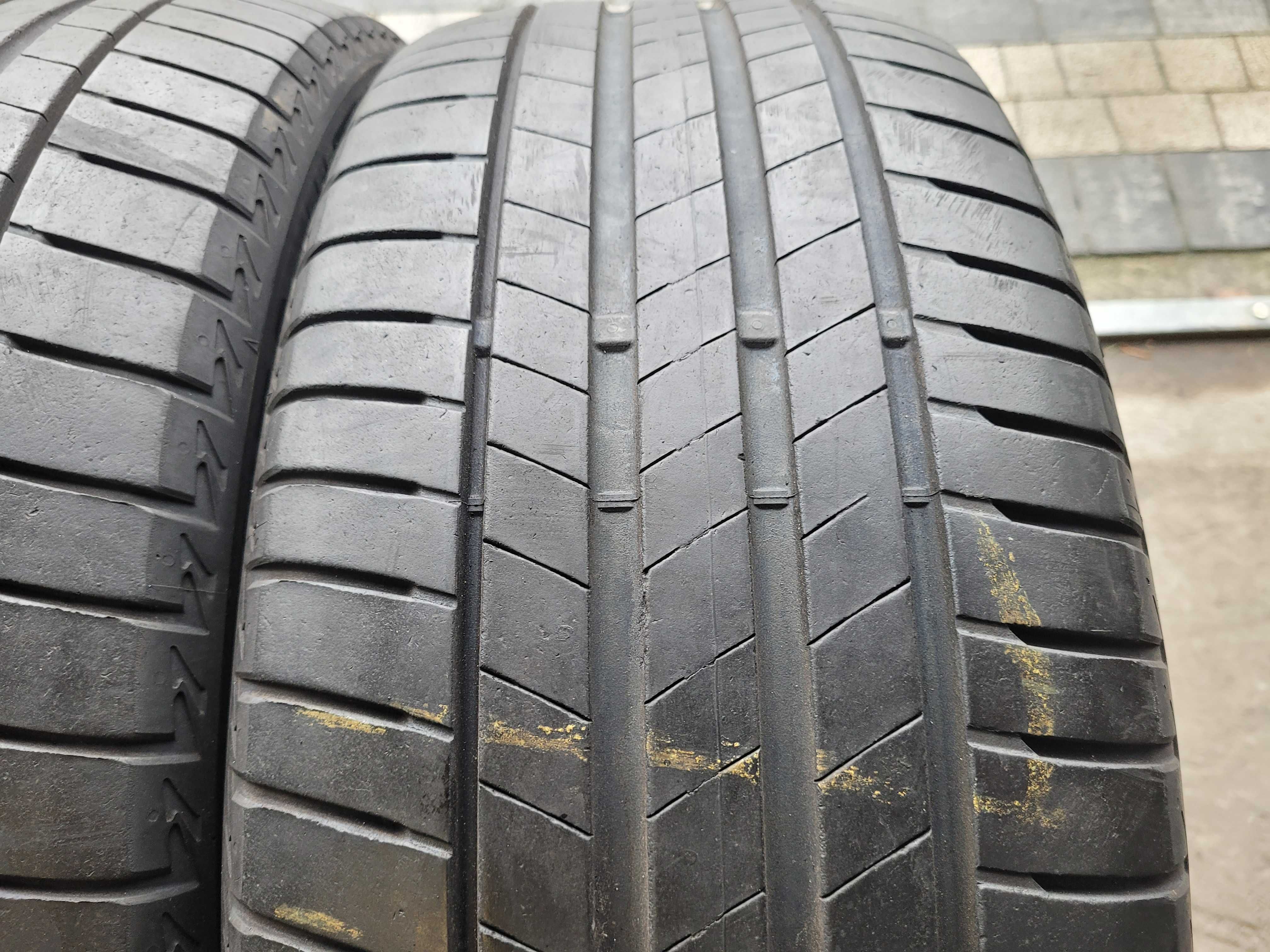 225 / 55 R 18  Bridgestone