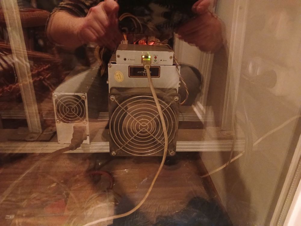 Antminer L3+ 610mh/s б/у + БП asic scrypt miner LTC & DOGE