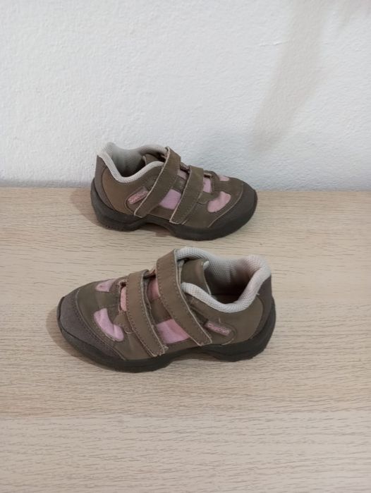 Sapatos Quechua Tamanho 27