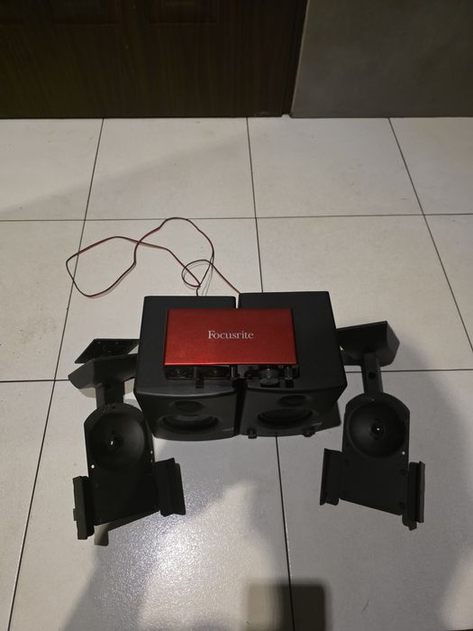 Monitory studyjne plus interfejs