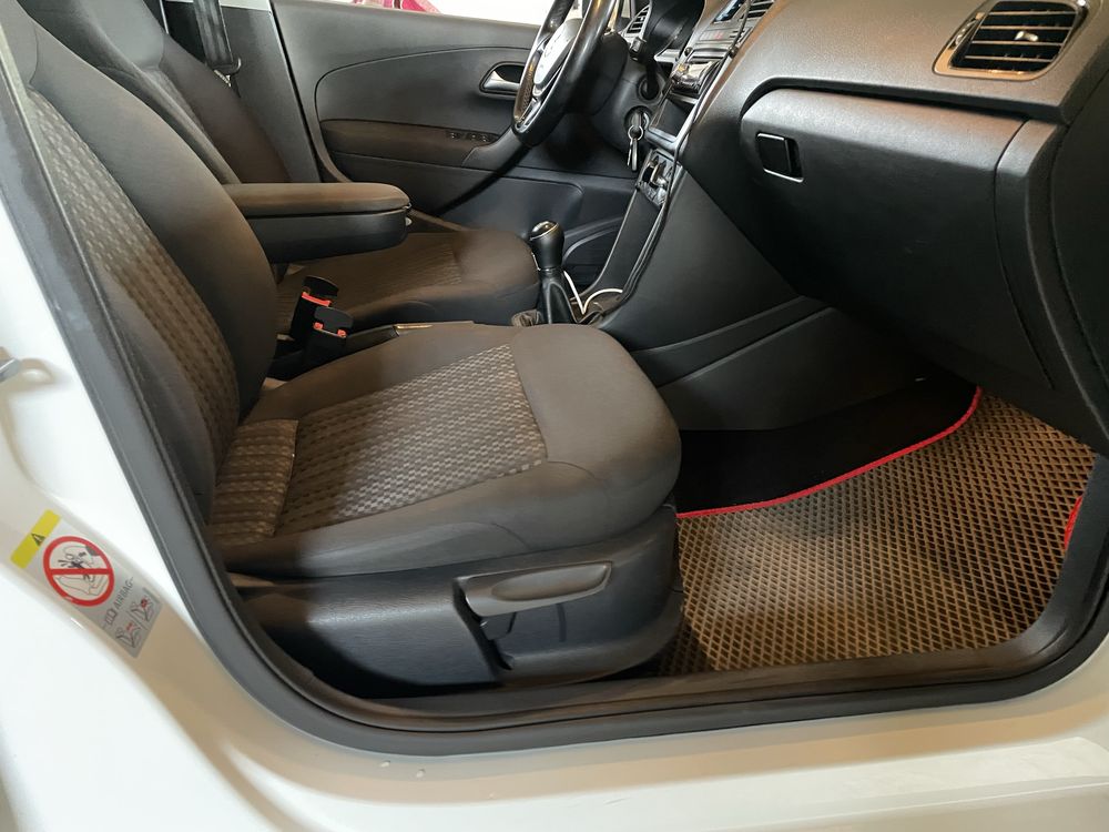 Volkswagen Polo 6C , 2015 рік , 1.0 MPI
