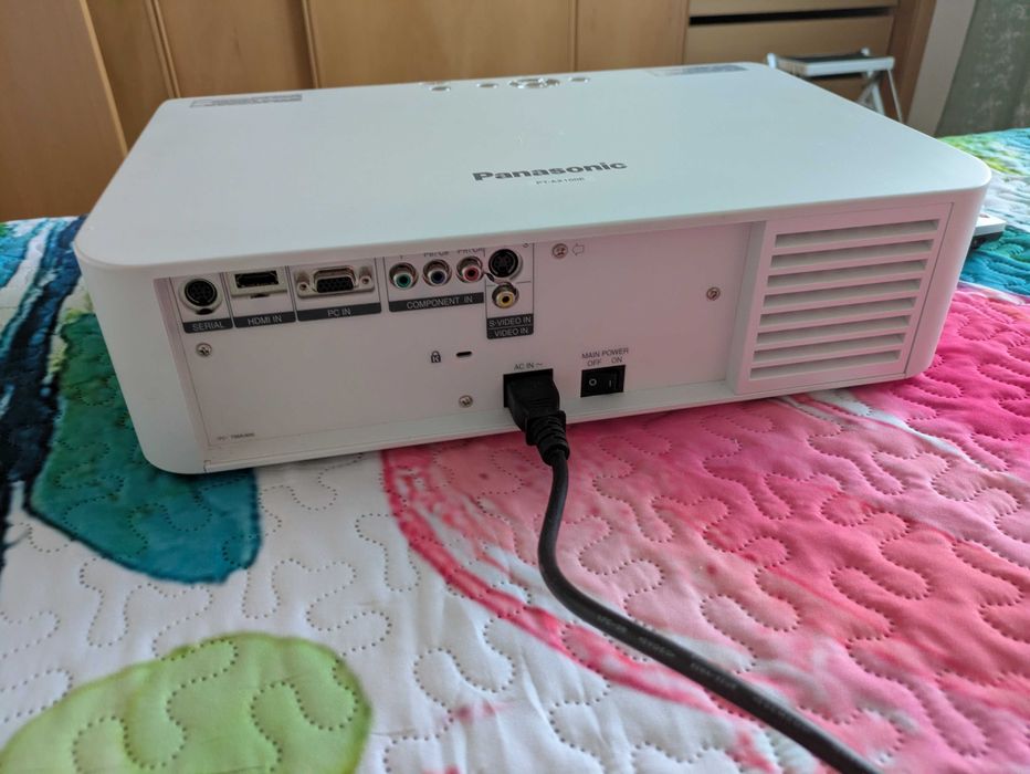 Televisão sony bravia + projetor