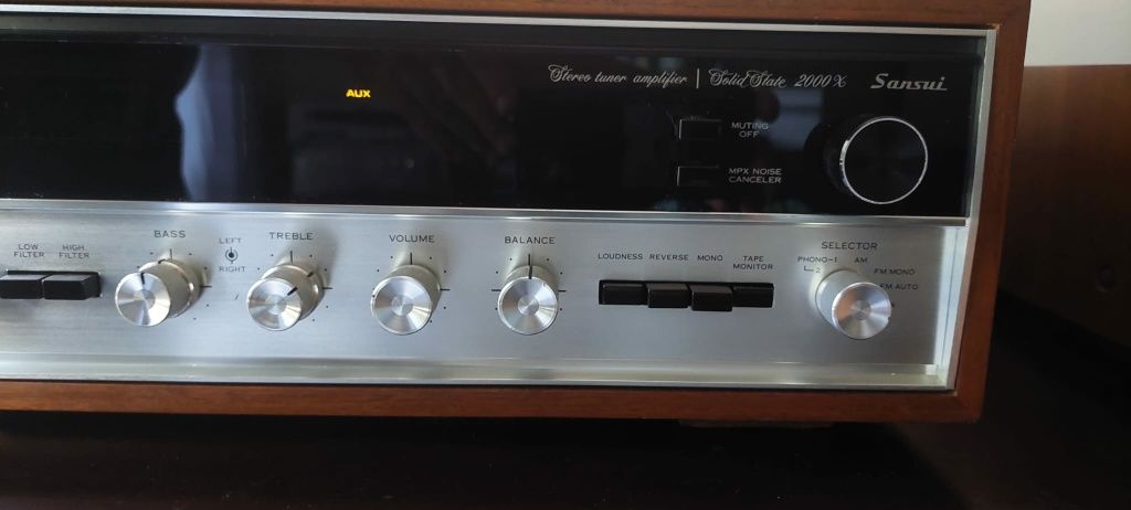 Amplificador Receiver Sansui