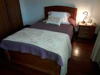 Cama de solteiro, completa: