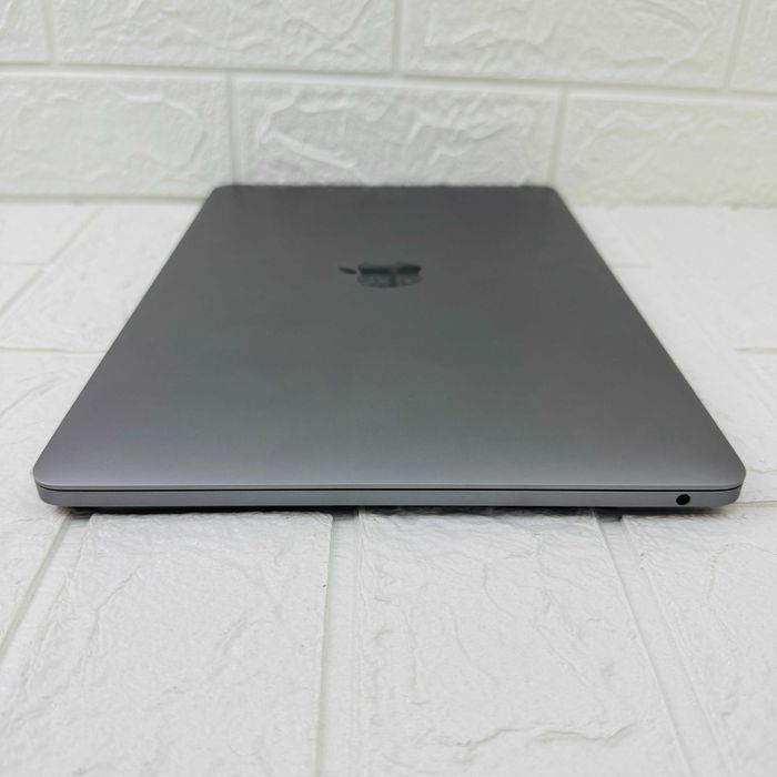 №2448	MNEH3LL	MacBook Pro 13 	Space 	M2 	8/256