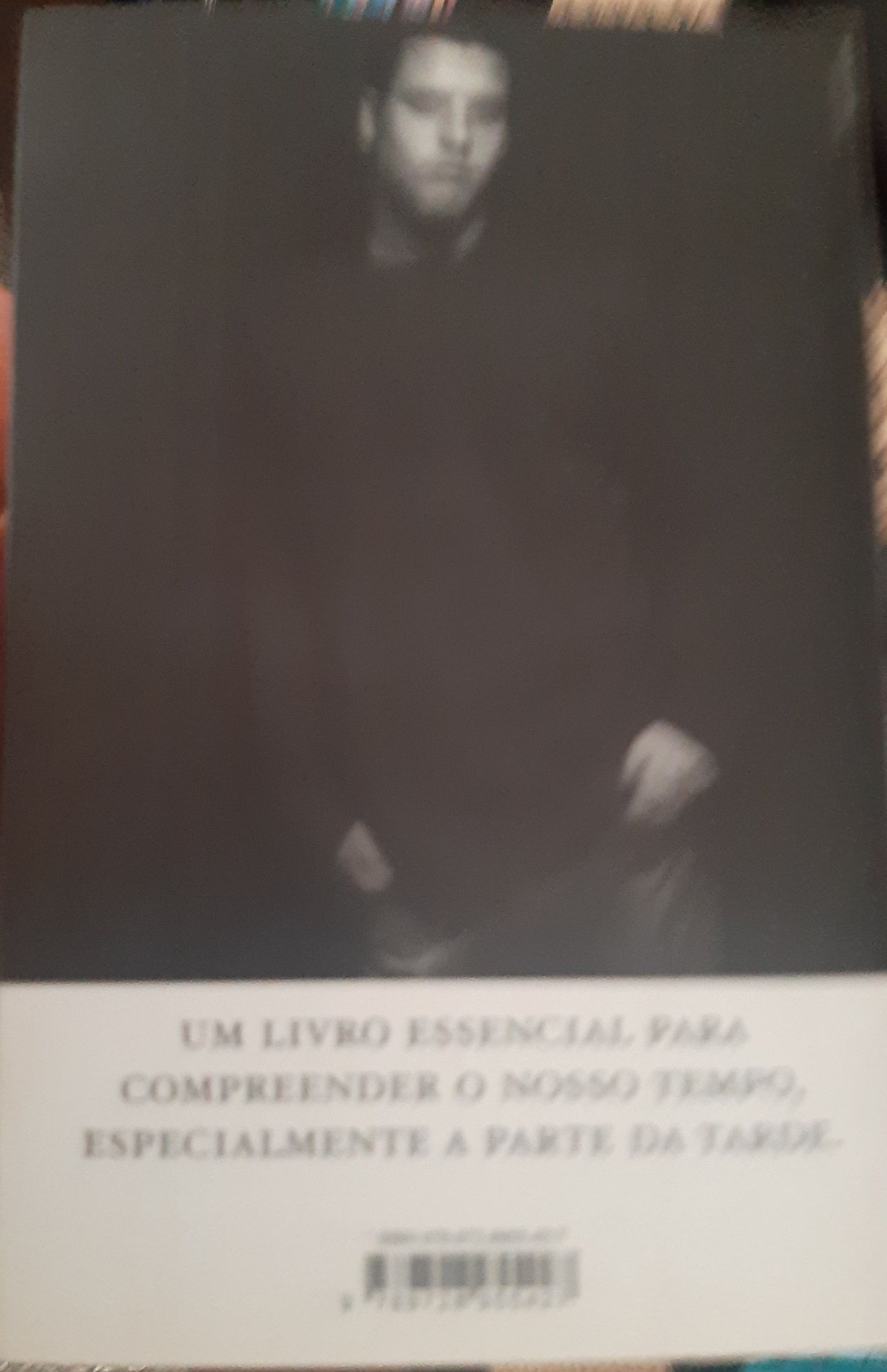 Livro "Boca do Inferno" de Ricardo Araújo Pereira