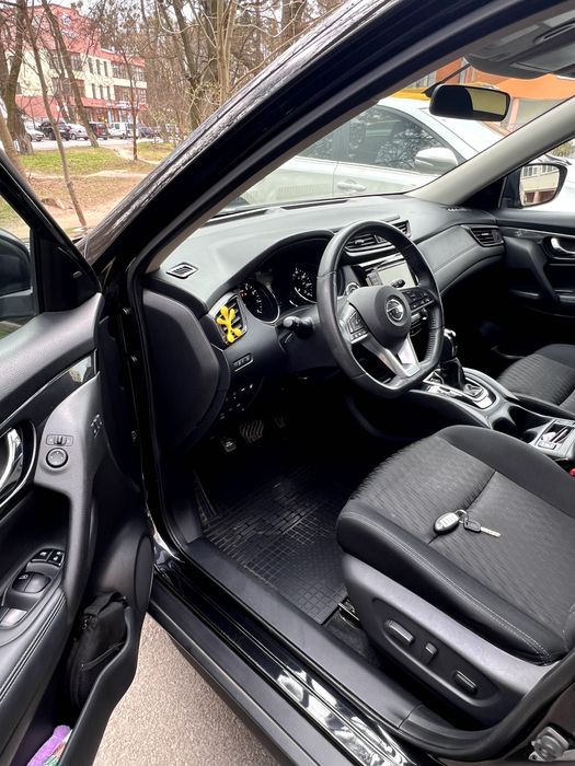 Nissan Rogue SV 2018