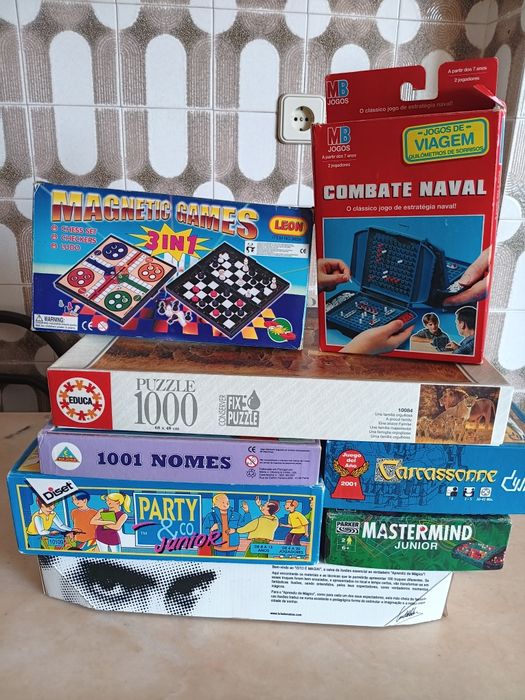 Vários  jogos  de entretenimento