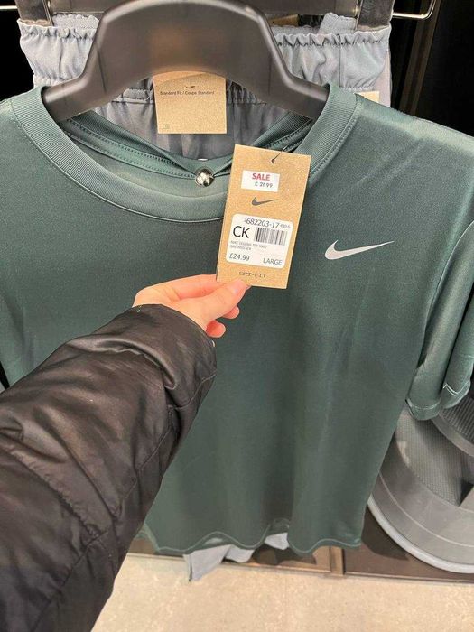 Футболка Nike, нова, оригінал, розмір L