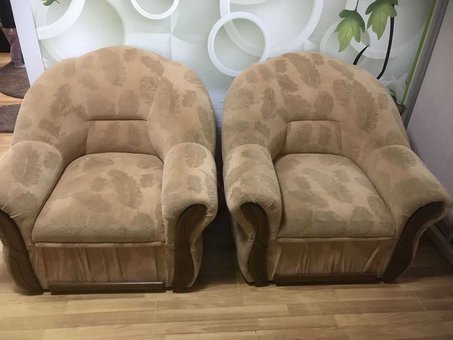 Диван не розкладний