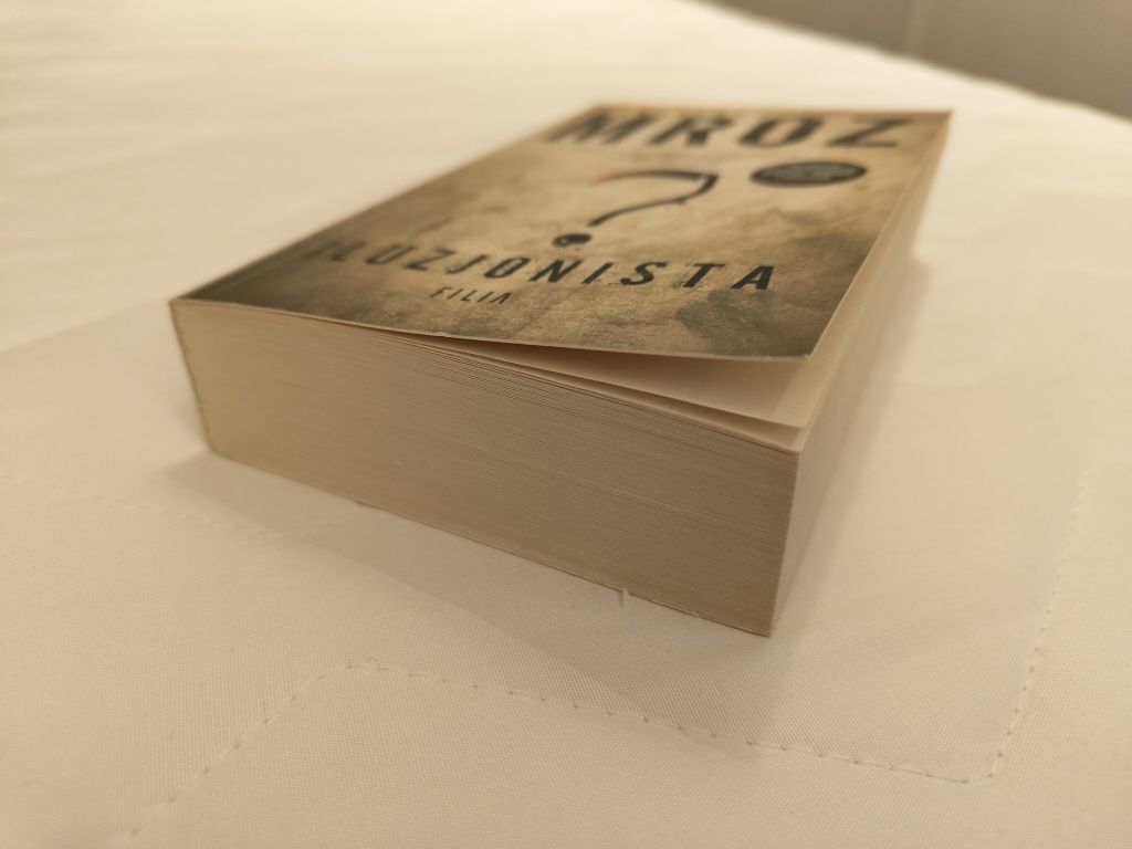 "Iluzjonista" Remigiusz Mróz - NIECZYTANA