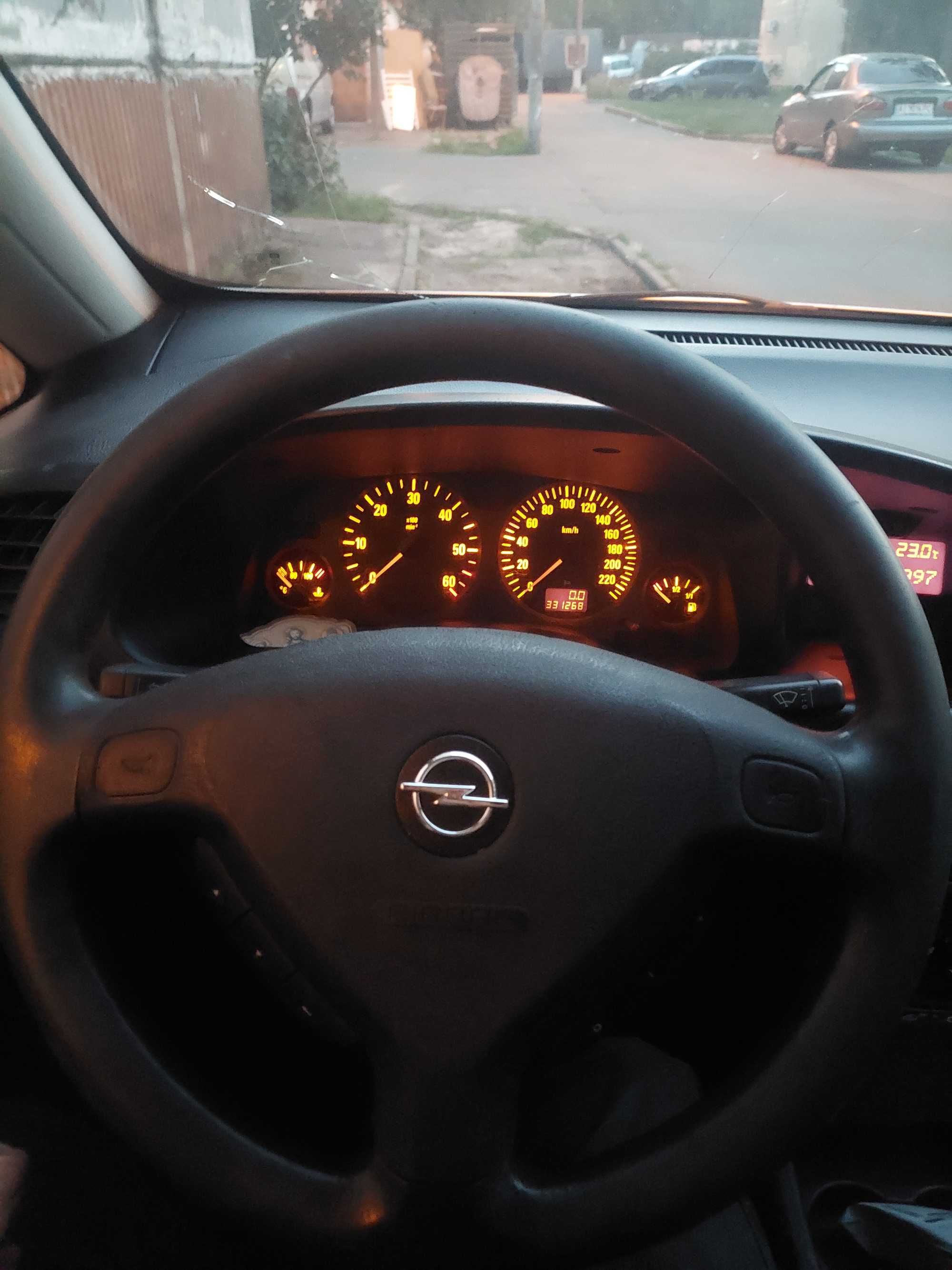 Opel Zafira | Опель Зафіра | 2004 року