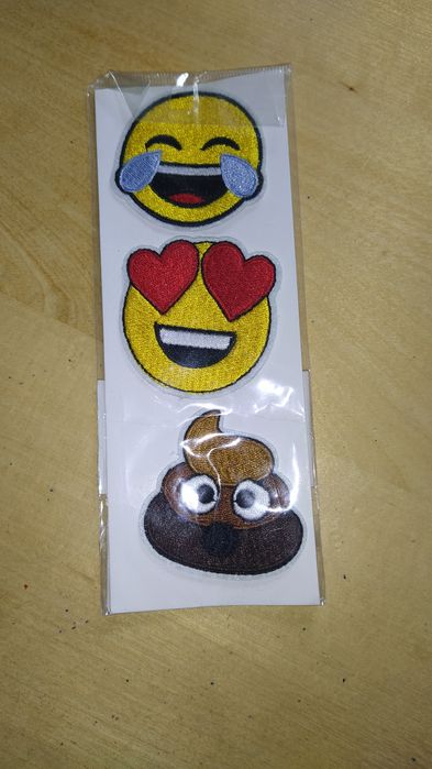 Zestaw naklejek do naprasowania  - Emojis