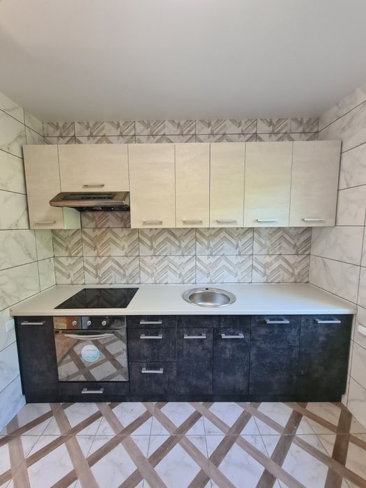 При замовленні кухні стільниця в подарунок