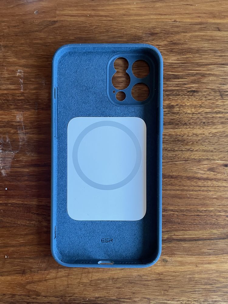 Etui ESR Magsafe do iPhone 12 Pro Max