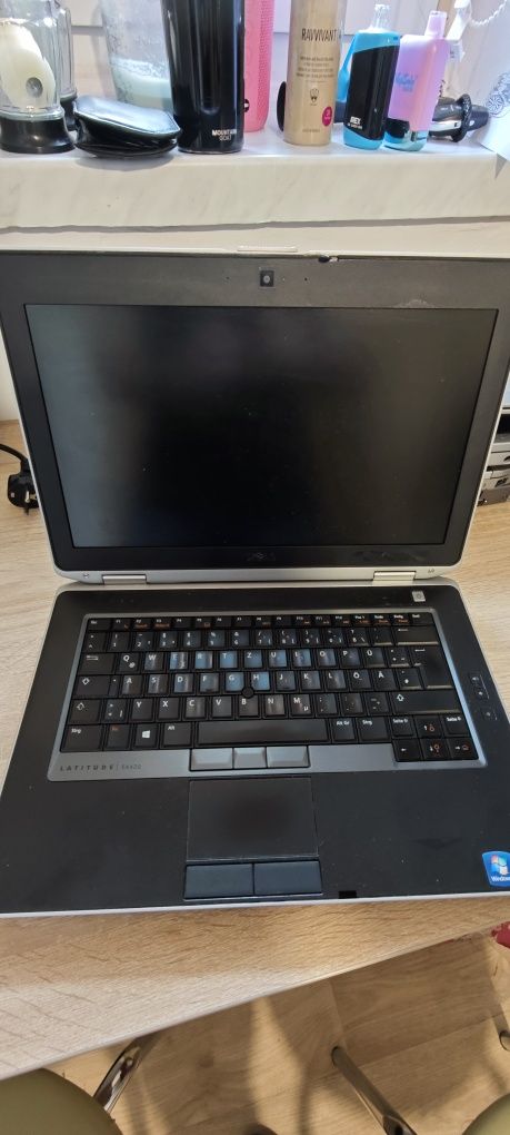 Laptopy Dell e6xxx