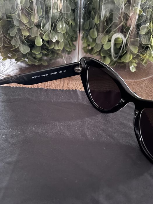 Okulary oryginalne Prada model SPR13Y 52021- stan bardzo dobry.
