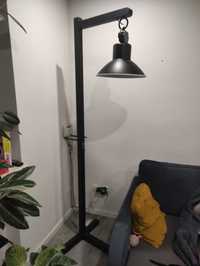 Lampa w stylu loft