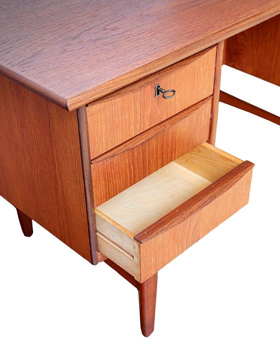 Duńskie biurko, drewno teak, lata 70-te. Mid century modern.