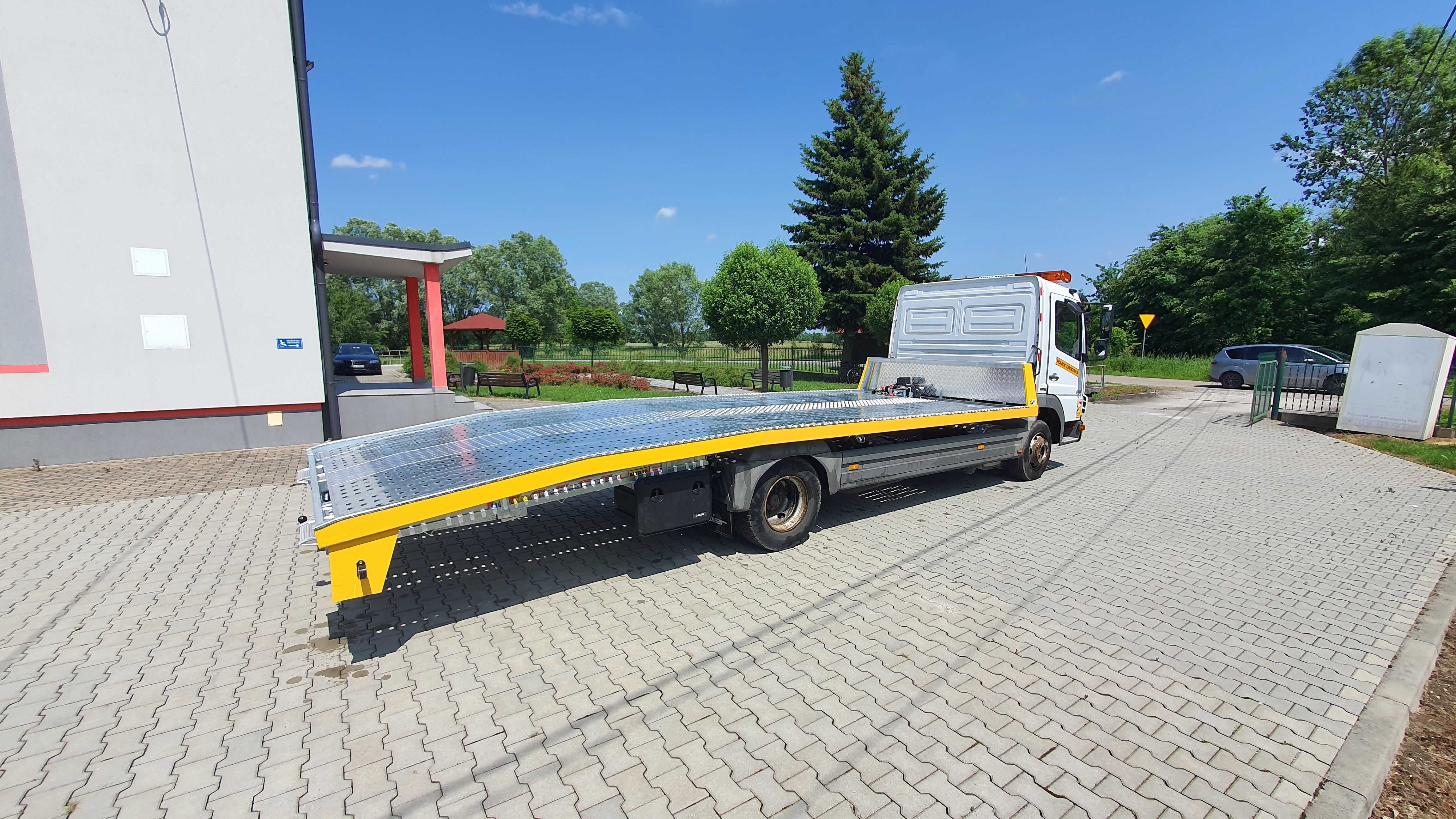 Zabudowa Laweta najazd pomoc drogowa MAN Mercedes Scania VOLVO Renault