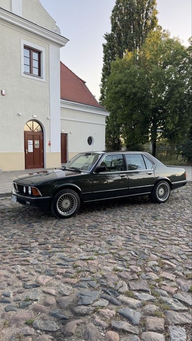 Rekinem do ślubu BMW 735i E23