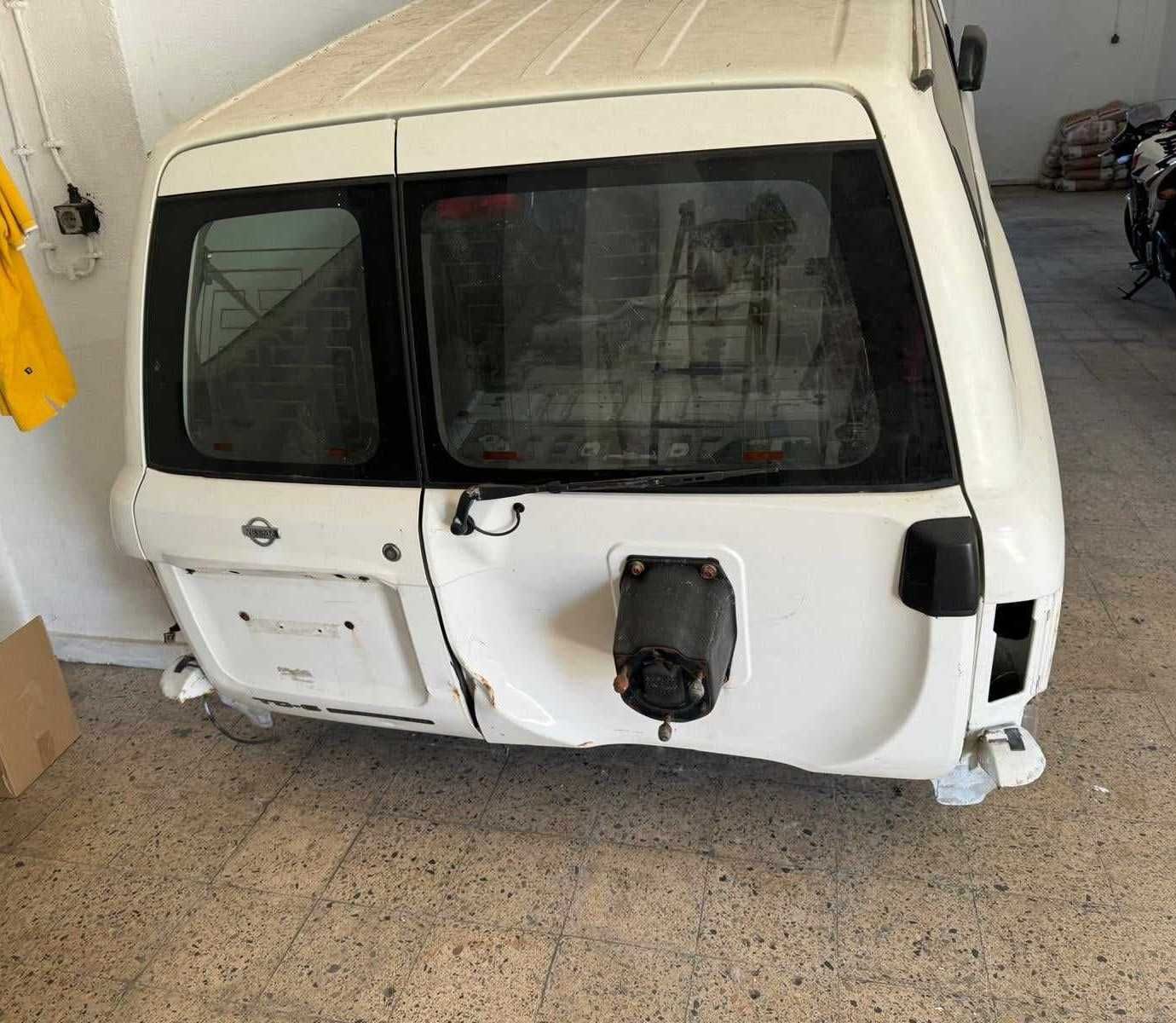 Cabine Carroçaria Nissan Patrol y61