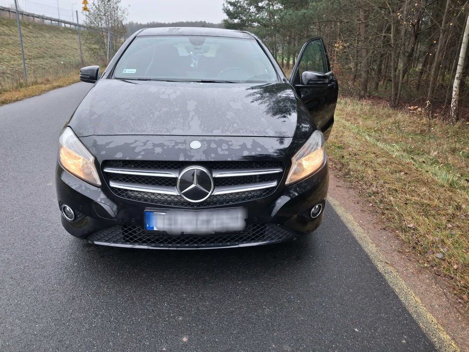 Mercedes Benz klasa A disel 109 km z oc i przeglądem