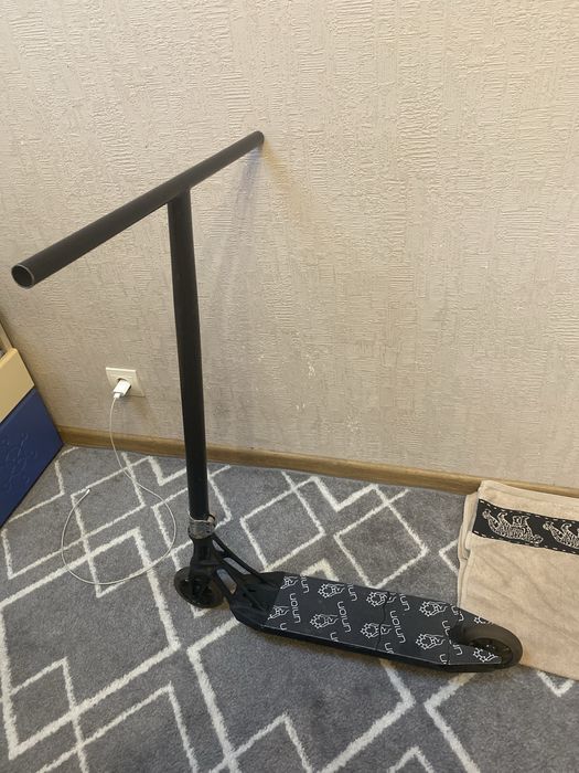 Трюковой самокат б/у