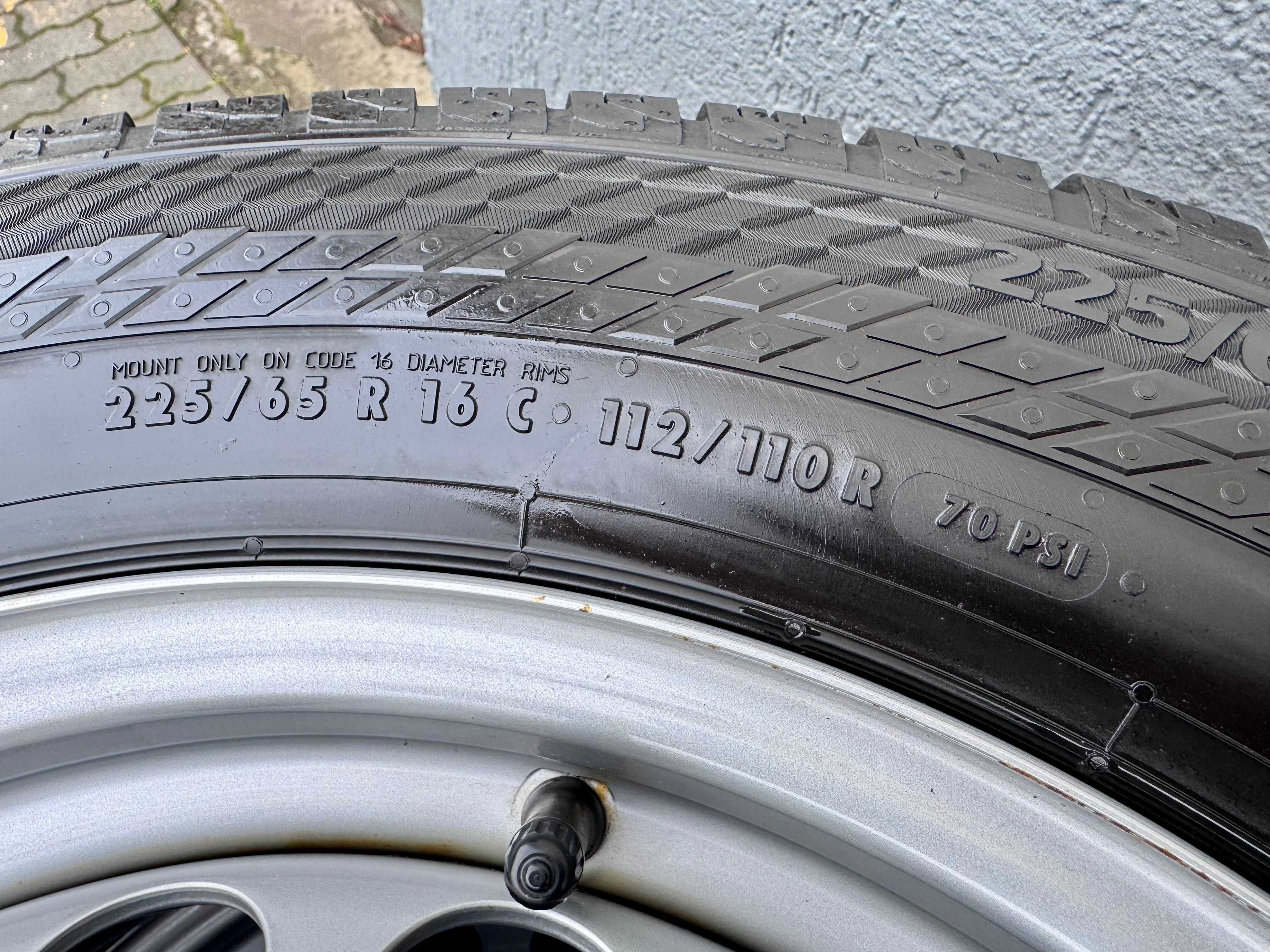 Koła Całoroczne Mercedes Sprinter 910 907 Oryginalne 225/65R16C DEMO