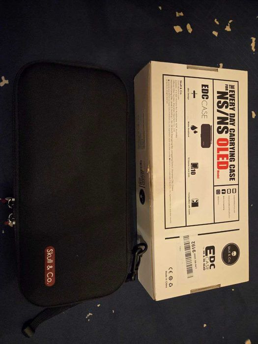 Capa preta Skull & Co para NS/NS OLED modelo
