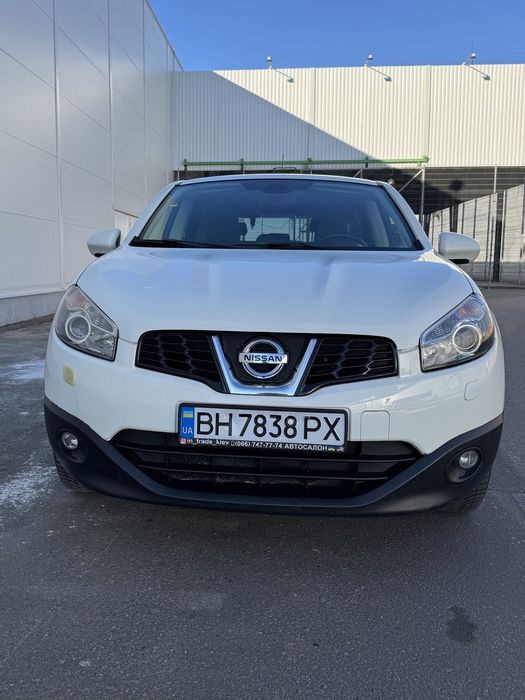 Nissan Qashqai 2013 (1.6CVT)